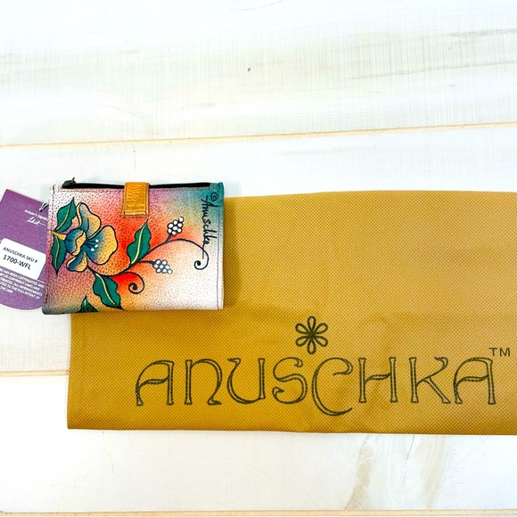 Anushka Hand Painted Vintage Brown Orange Snap Bifold Wallet - Picture 3 of 7